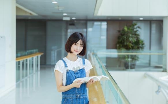 英語(yǔ)口語(yǔ)課程